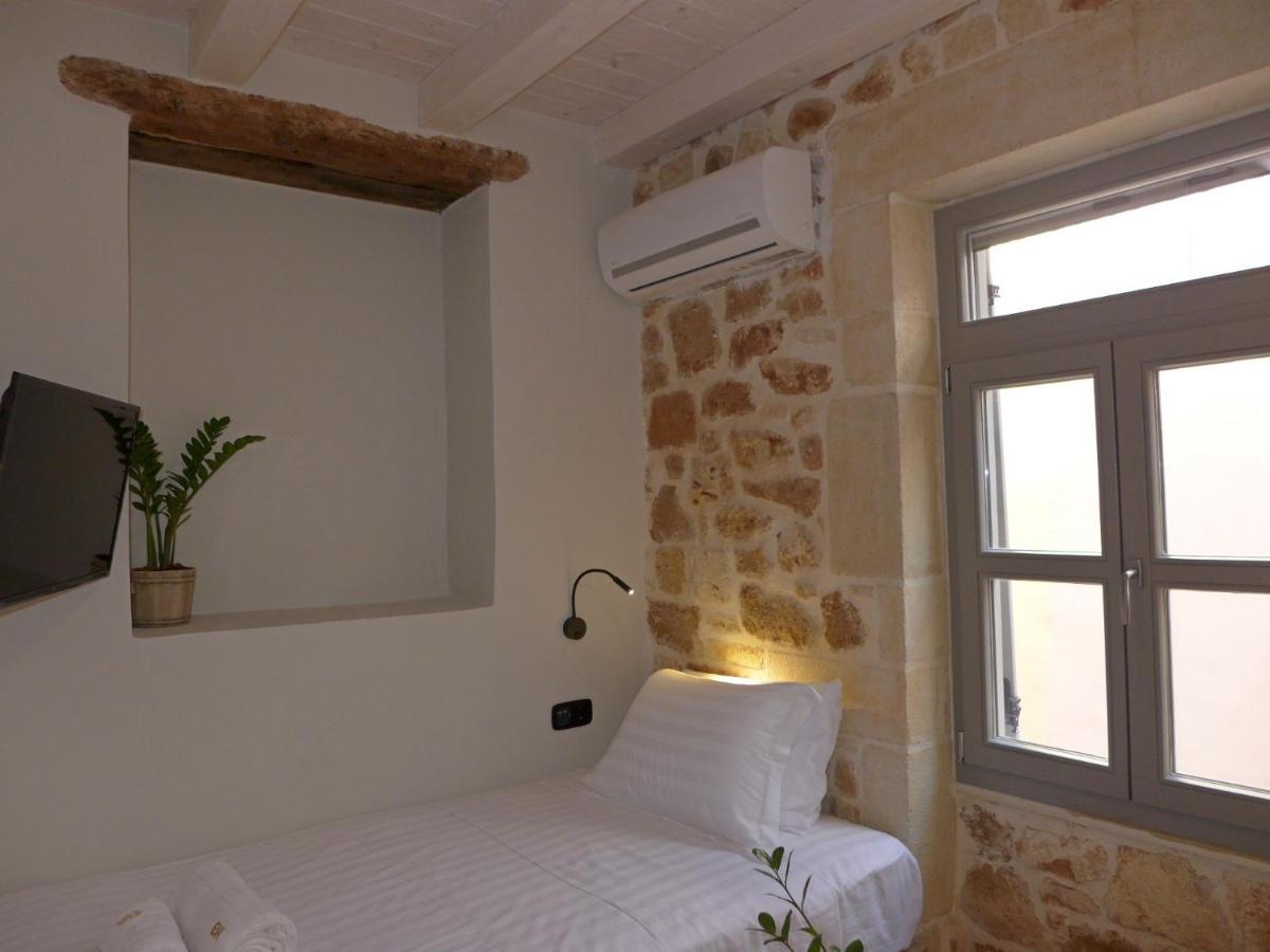 Eva Plus Chania  Luaran gambar